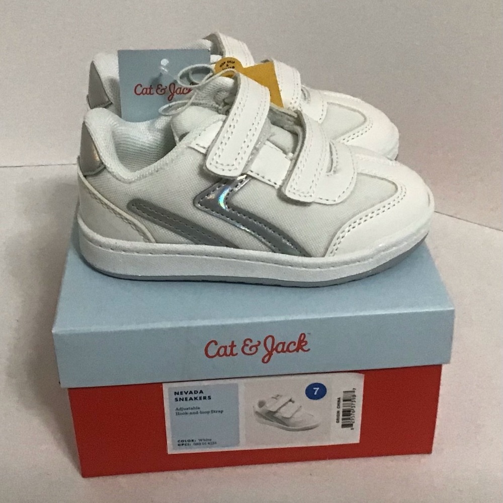 Sneakers kids size 7
